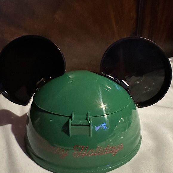Mickey Mouse Wreath Hat Treat or Ice cream bowl - Picture 2 of 5